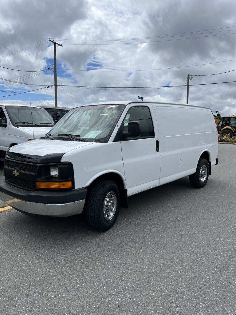 2009 Chev Express 2500  Only 74,000K Lease TO Own