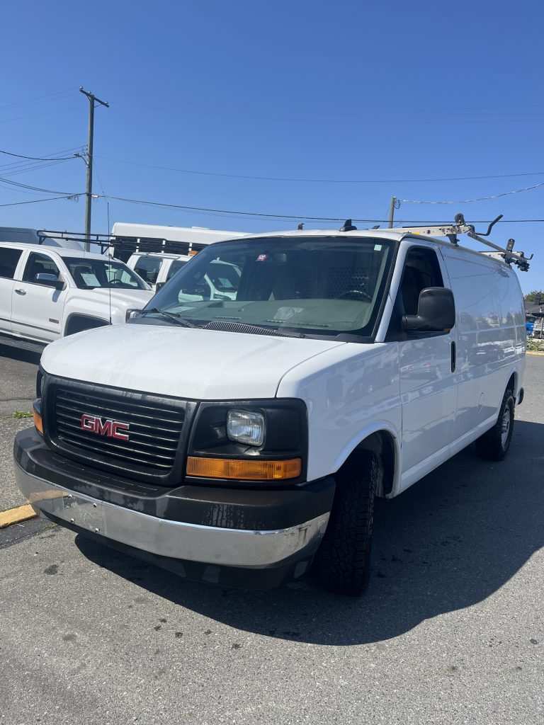 2017 GMC Savana 2500