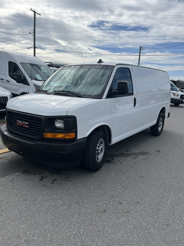 2017 GMC Savana 2500