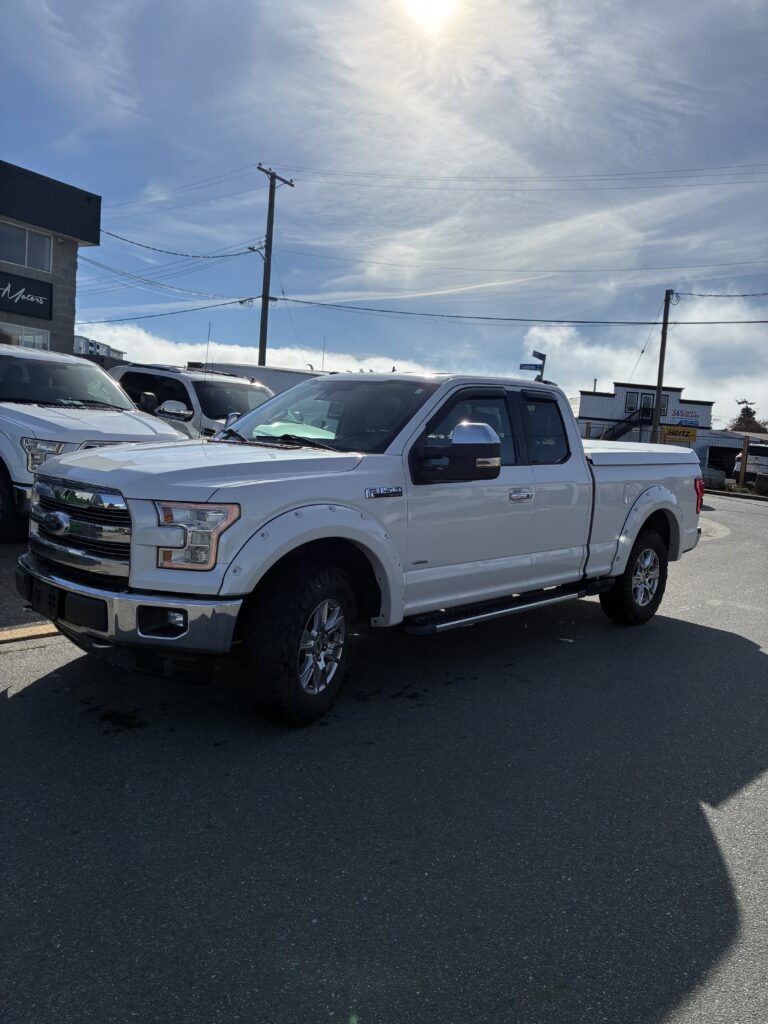 2017 Ford F150 Lariat Immaculate